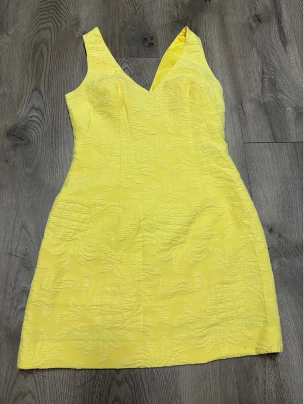 Lilly Pulitzer Women's Yellow Sleveless Pineapple Jacquard Shift Dress Size 2